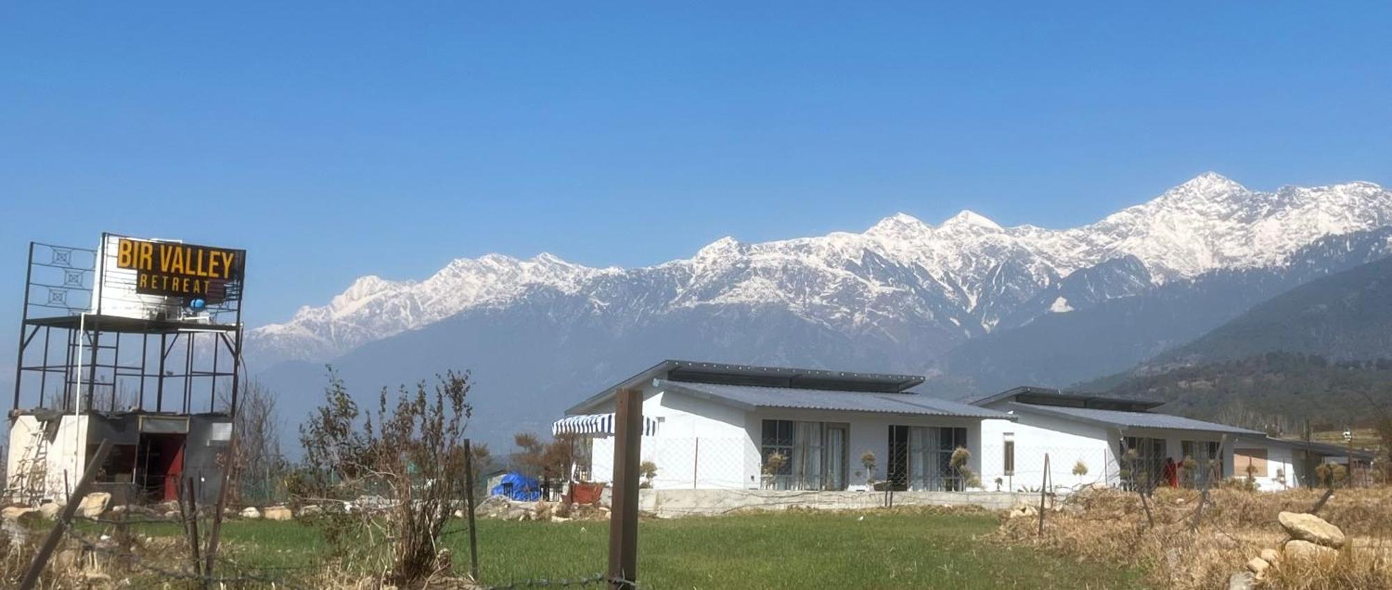 Bir Valley Retreat Luaran gambar