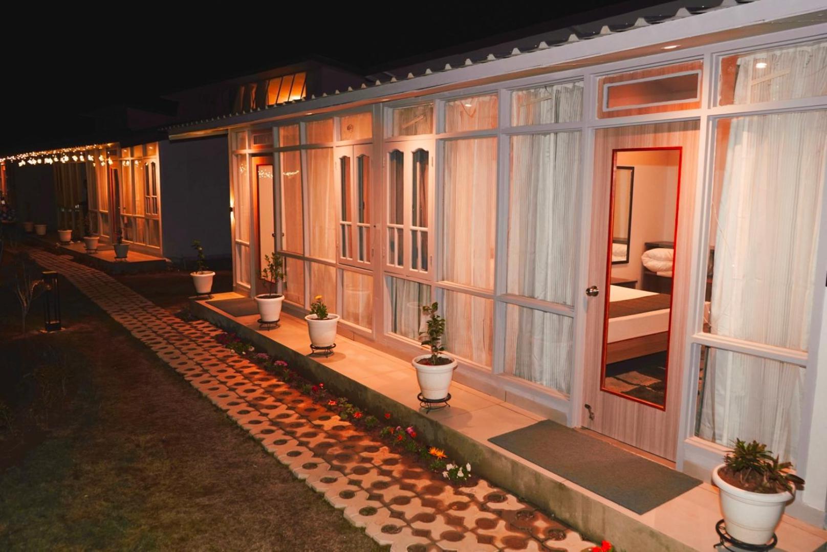 Bir Valley Retreat Luaran gambar